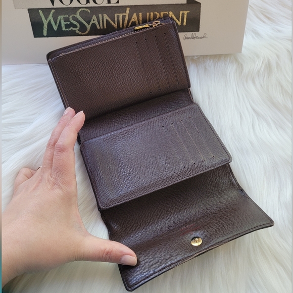 Louis Vuitton Damier Portefeuille Alexandra Trifold Wallet - Picture 8 of 16